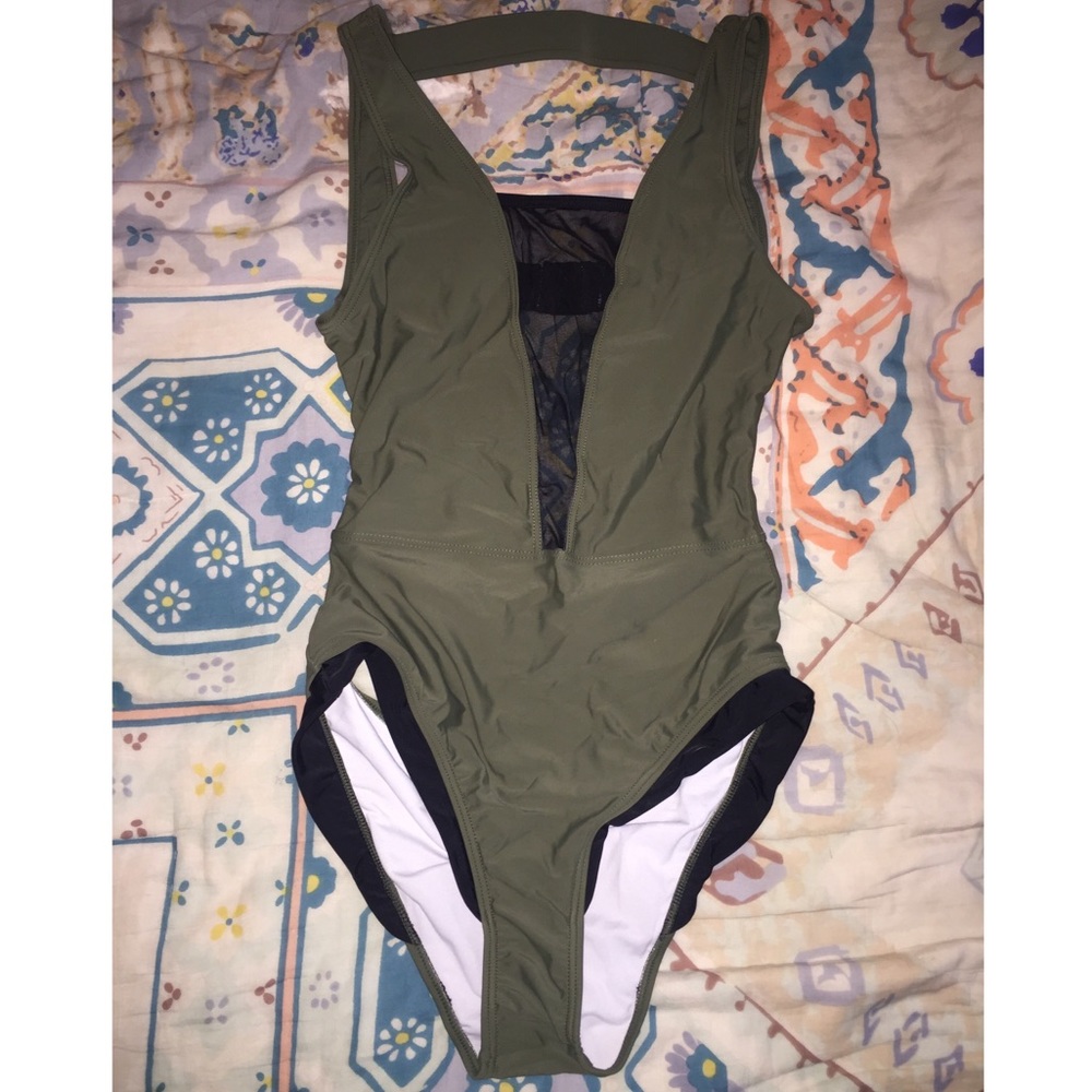 NWT Cupshe Glad You Are Here One-Piece